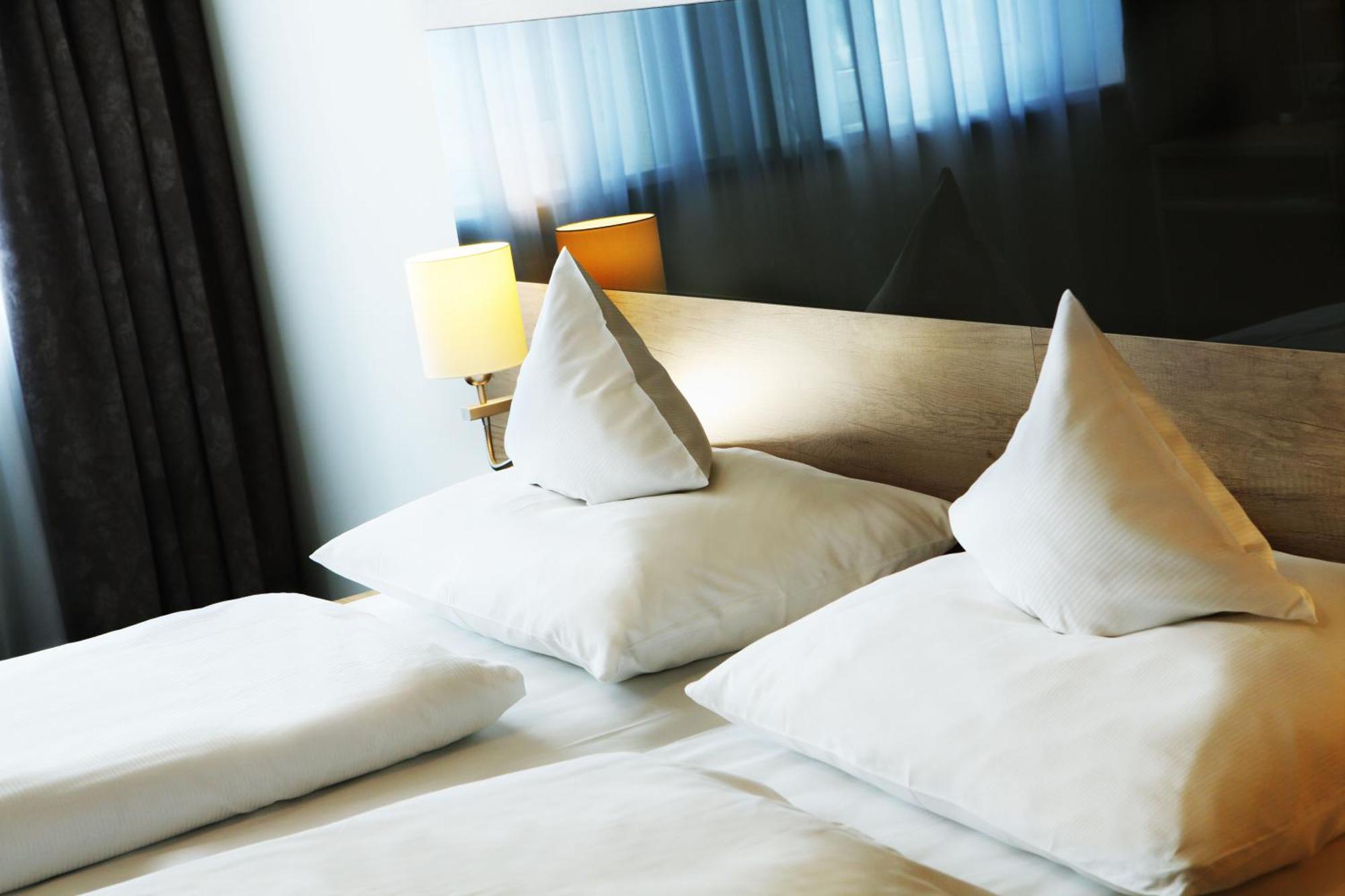 Brackweder Hof Hotel บีเลอเฟล์ด ภายนอก รูปภาพ